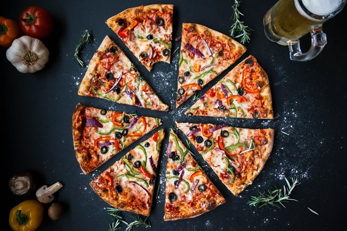На много места в света Денят на числото "пи" се почита с парче пица.
СНИМКИ: ПИКСАБЕЙ
