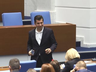 Кирил Петков се отказа от имунитета си и по второто обвинение