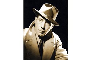 Хъмфри Богарт в ролята на Филип Марлоу /Сн. Архив 24 часа
