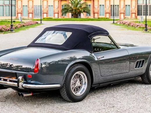 Продадоха Ferrari 250GT California Spider за 17 милиона долара