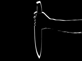 15-годишна наръга с нож жена след скандал в Горни Дъбник