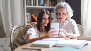5 начина, по които общуването с баби и дядовци влияе на детето