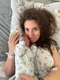 Златното момиче Катрин Тасева стана майка