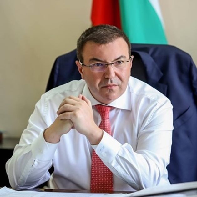 Министърът на здравеопазването проф. Костадин Ангелов.