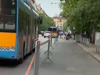 Велоалеи в центъра на София притесняват жители, ще пречат на паркирането им