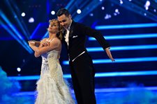 Нана е поредната отпаднала звезда от Dancing Stars 2014