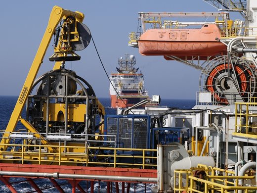 ОПЕК очаква още по-слабо търсене на петрол заради вируса