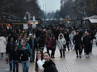 Променят формулата за минималната заплата, за да не расте толкова много