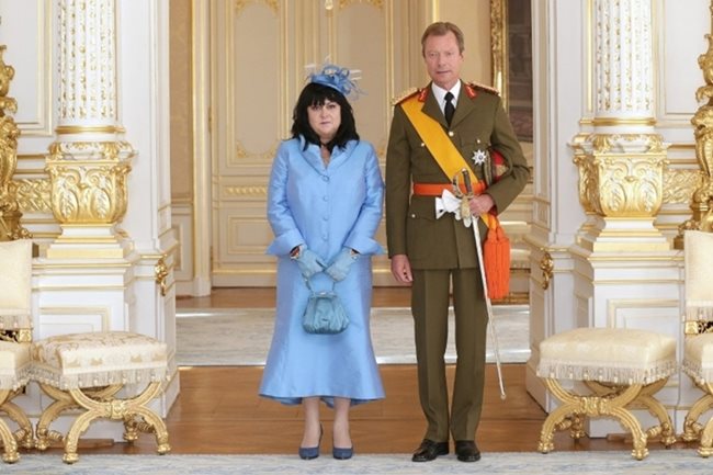 Кадърът с Великия херцог на Люксембург, който предизвика лавина от коментари в интернет