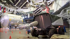 Луноход се тества на Етна. Симулацията е за бъдеща станция на Луната (Видео)