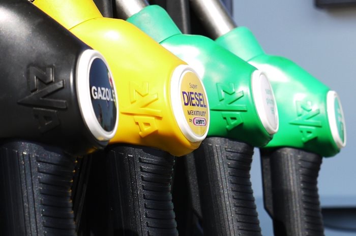 Средната цена на петрола на Организацията на страните износителки на петрол (ОПЕК) вчера спадна до 90,39 долара за барел
СНИМКА: Pixabay
