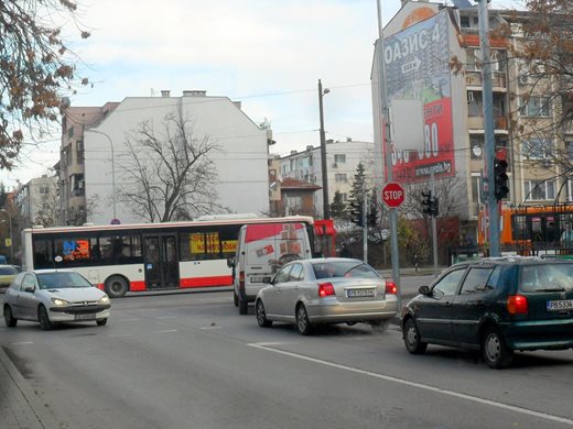 За първи път в Пловдив: Нощни ремонти по искане на кмета Здравко Димитров