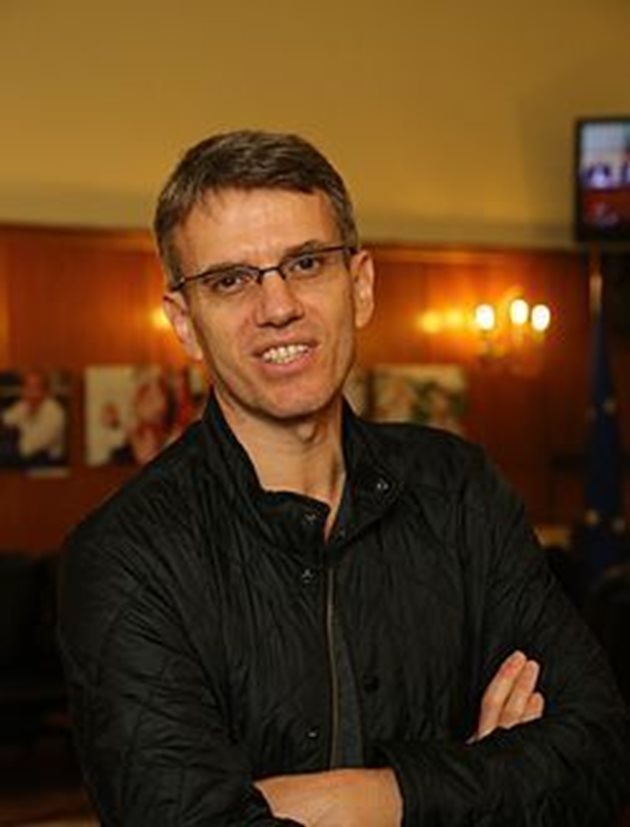 Вени Марковски