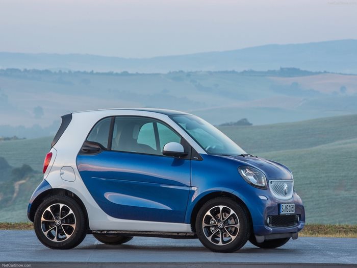 Последното поколение Smart ForTwo. Снимка: Smart