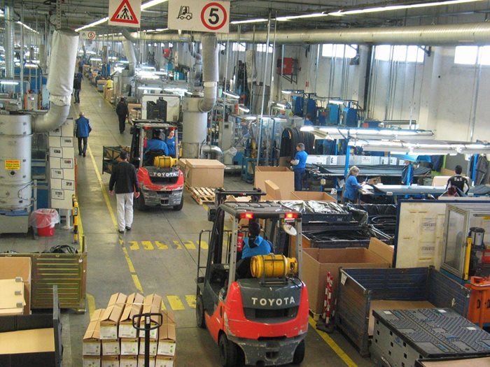 Турската фирма “Стандард профил” откри своя завод в Стара Загора през май 2015 г.
