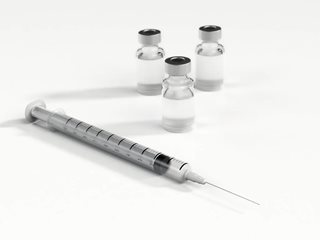 "АстраЗенека" изтегля ваксината си за COVID-19 в световен мащаб