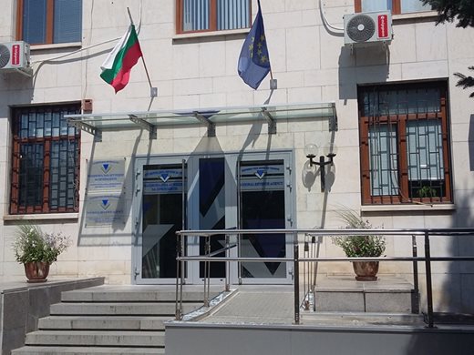 НАП Велико Търново ще проверява 73 фирми за пари на каса