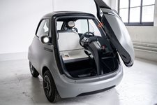 Наследник на легендата BMW Isetta струва два пъти по-малко от бъдещата БГ кола от Ловеч