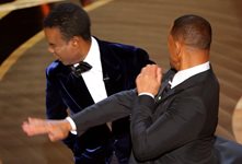 Шамарът на Уил Смит на церемонията за "Оскар" се отрази пагубно на имиджа му