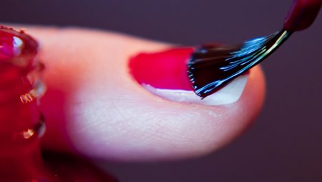 Лакът за нокти влияе на хормоните