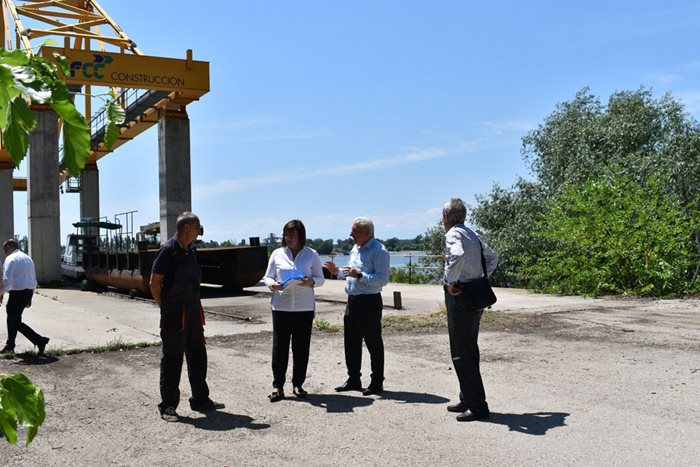 Това каза вицепремиерът и министър на икономиката и индустрията Корнелия Нинова посети индустриалната зона във Видин.