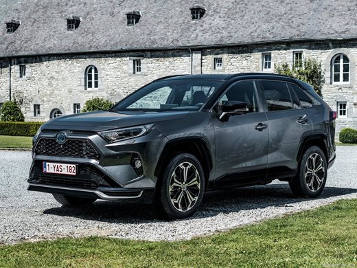 Toyota RAV4 е най-продаваният лек автомобил в света