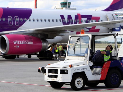 Wizz Air свали 23 човека от самолет в София
