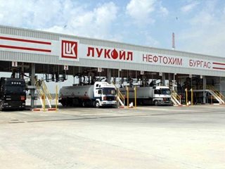 Над 190 служители се включват в инвентаризацията на складовете на "Лукойл"