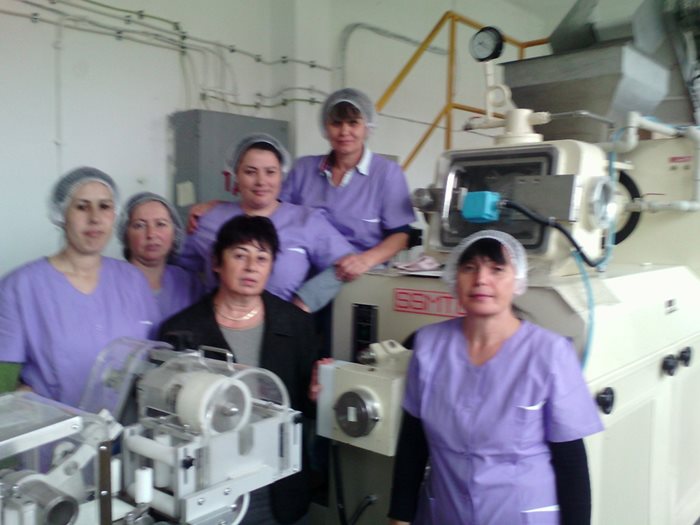 Благодарение на програма, финансирана от Агенцията за хора с увреждания, Кисьова успява да купи първата си машина.