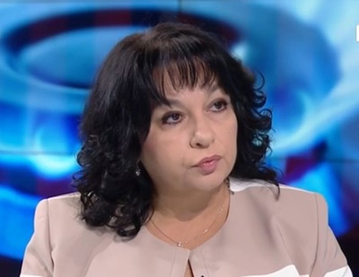 Министър Петкова Кадър: БНТ, архив