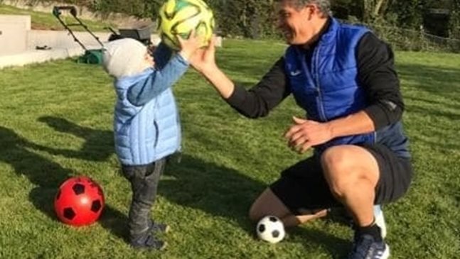 Балъков тренира с внука Диего Армандо по време на коронавирус в Германия