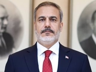 Турският външен министър: "Хамас" ще спре войната, ако Палестина стане независима