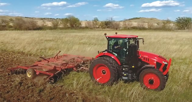 Адаптивен, тракторът М8 на Kubota предлага високо ниво на производителност