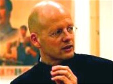 Ян-Филип Зендкер - кореспондентът, който се превърна в писател