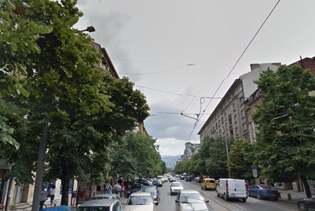 Инцидентът се е случил на столичния бул. "Мария Луиза". Снимка "Гугъл стрийт вю"