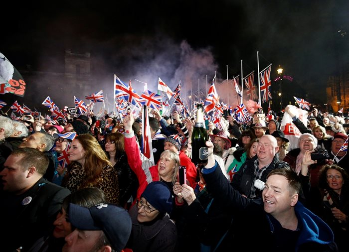 Британците празнуват излизането на страната си от ЕС Снимка: Ройтерс