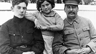 Превратният живот на Светлана Алилуева - дъщерята на Сталин