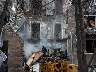 Ден на траур в Кривой рог заради смъртта на жена и трите й деца след руски обстрел