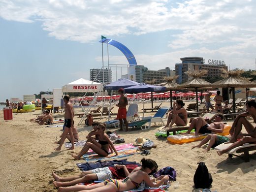 "Сън" към британските туристи: Слънчев бряг ви чака още от юли