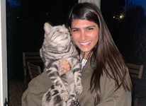 Порнозвездата Миа Халифа обяви подкрепа за Палестина, от "Плейбой" прекратиха договора й