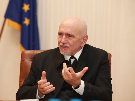Министър Николай Събев: Да има равен брой разрешителни за български и турски превозвачи