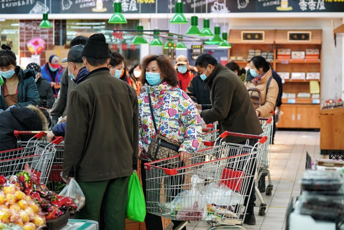 През юли производството и снабдяването със стоки на пазара в Китай продължават да се възстановяват. Снимка: Радио Китай