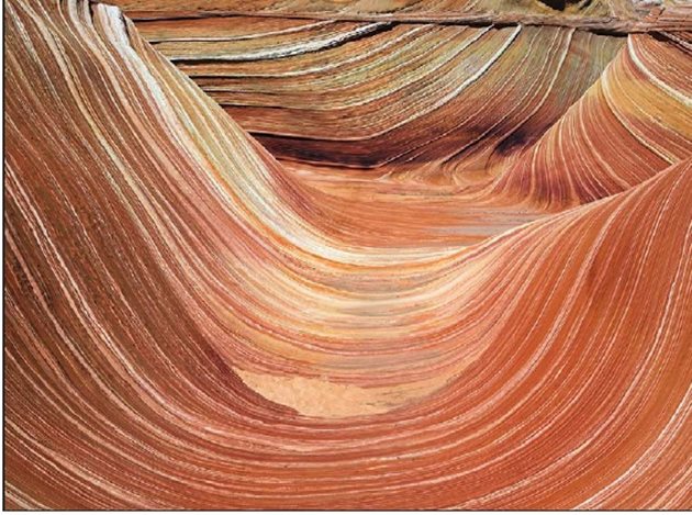 Вълната е цветно скално образувание по Хълмовете на койота в северната част на щата Аризона на границата с Юта в САЩ. Червените скали с вълнообразни форми са се образували от пясъчни дюни преди 190 млн. години. Може да се разгледа само след близо 5-километров поход.