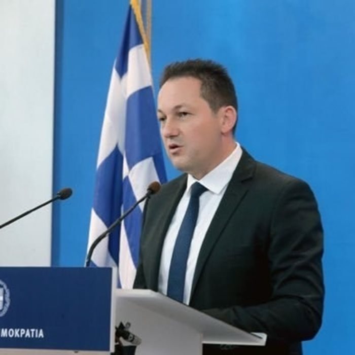 Говорителят на гръцкото правителство Стелиос Пецас СНИМКА: Туитър