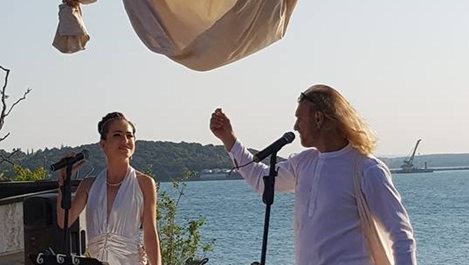 Коцето Калки се ожени с концерт (снимка)