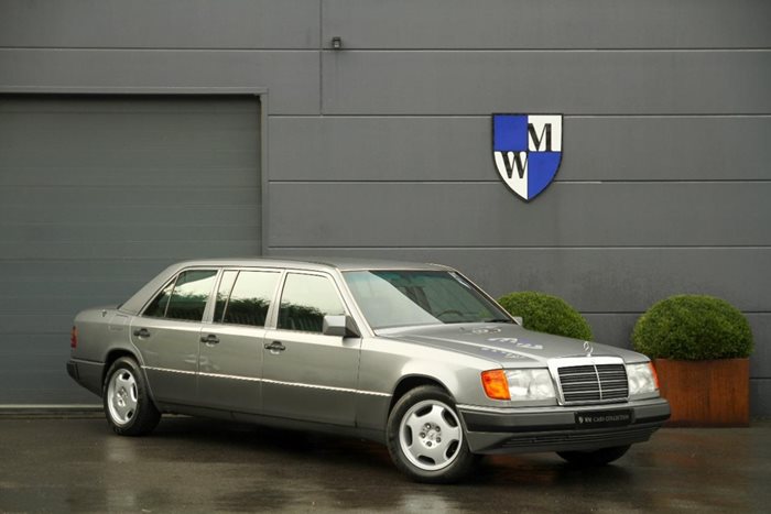 Mercedes W124 Pullman като VIP такси. Снимки: WM Cars Collection