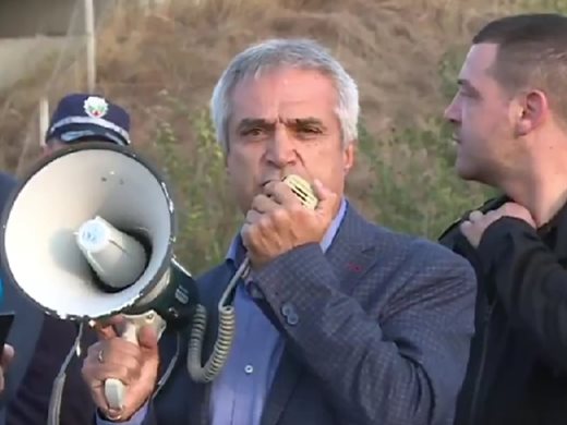 Енергийният министър към протестиращите: Ще има опит да противопоставят останалата част от България срещу вас (На живо)