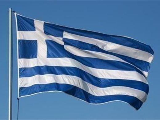 Гърците са изтеглили 4 млрд. евро от влогове в банки за два месеца и половина