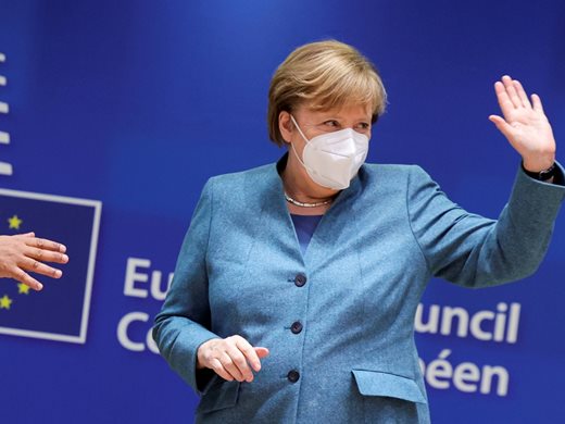 Меркел: Затваряме магазини, училища и ясли до 10 януари заради коронавируса
