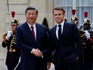Макрон: Бъдещето на Европа ще зависи от връзките с Китай